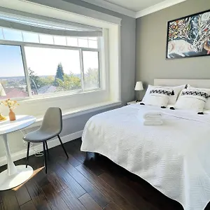 Jennifer's House , Richmond Canada