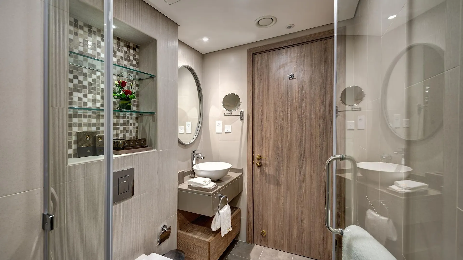 The S Hotel Al Barsha Dubaj